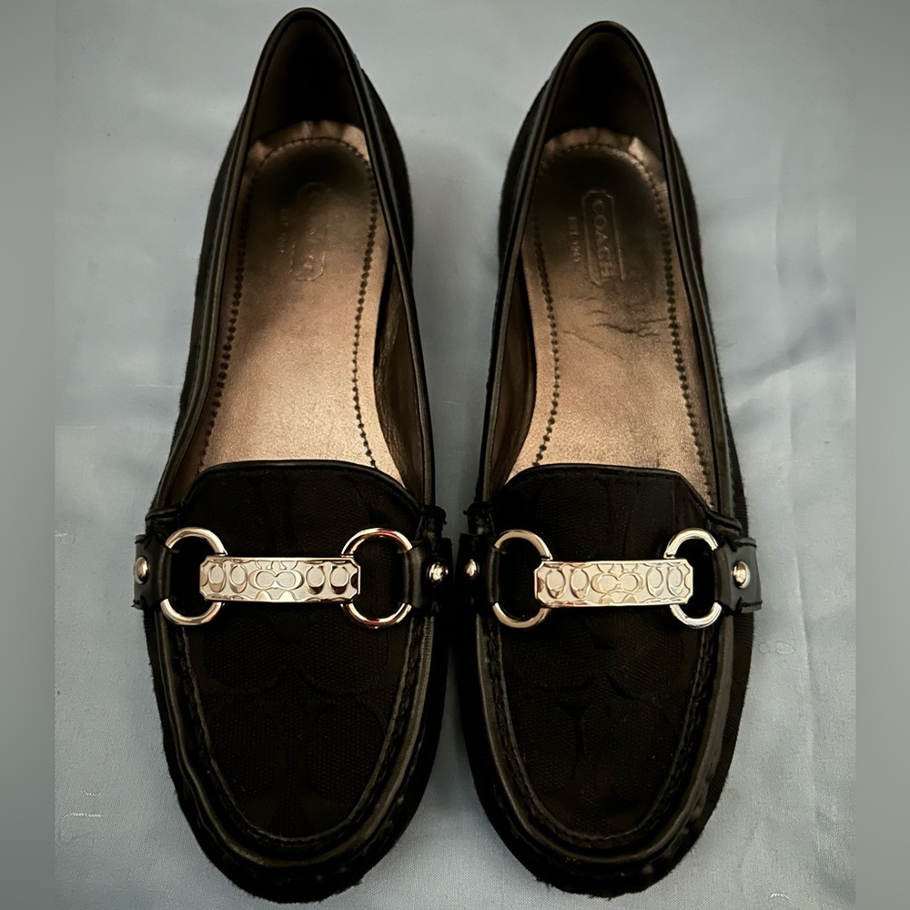 -Coach Eileen Black Canvas Leather Monogram Slip On Loafers
-Size 6/Half